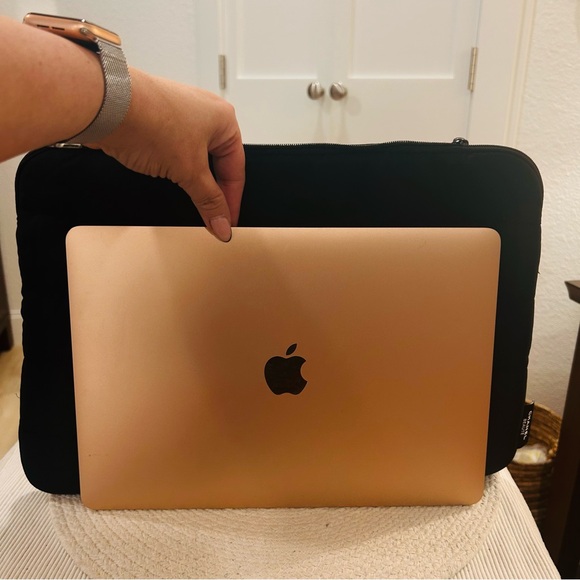 CHANEL Black Quilted Case laptop case Plus LV blush trunks and bags Keychain - Picture 4 of 14